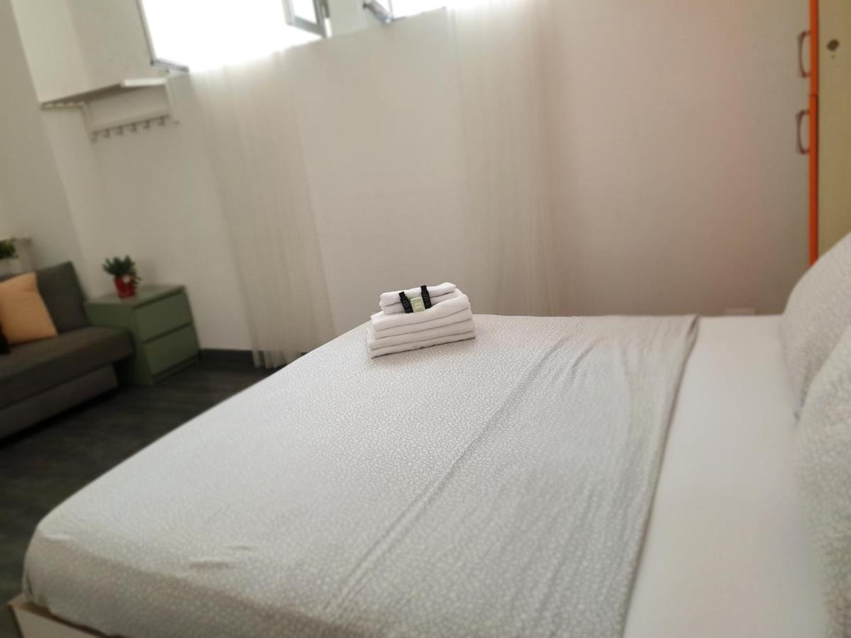 Camera Daimond Milaan Buitenkant foto